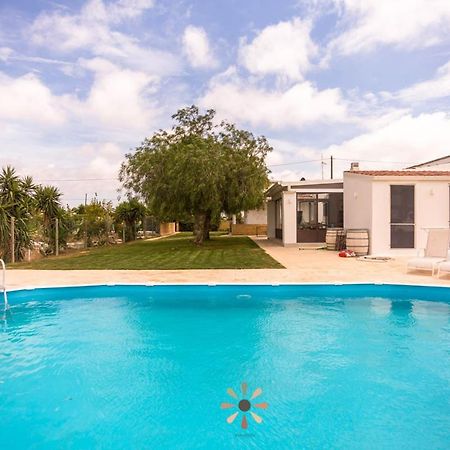 Agriturismo Tenuta Margherita Torre Lapillo Eksteriør bilde