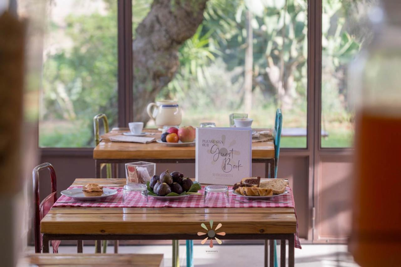 Agriturismo Tenuta Margherita Torre Lapillo Eksteriør bilde