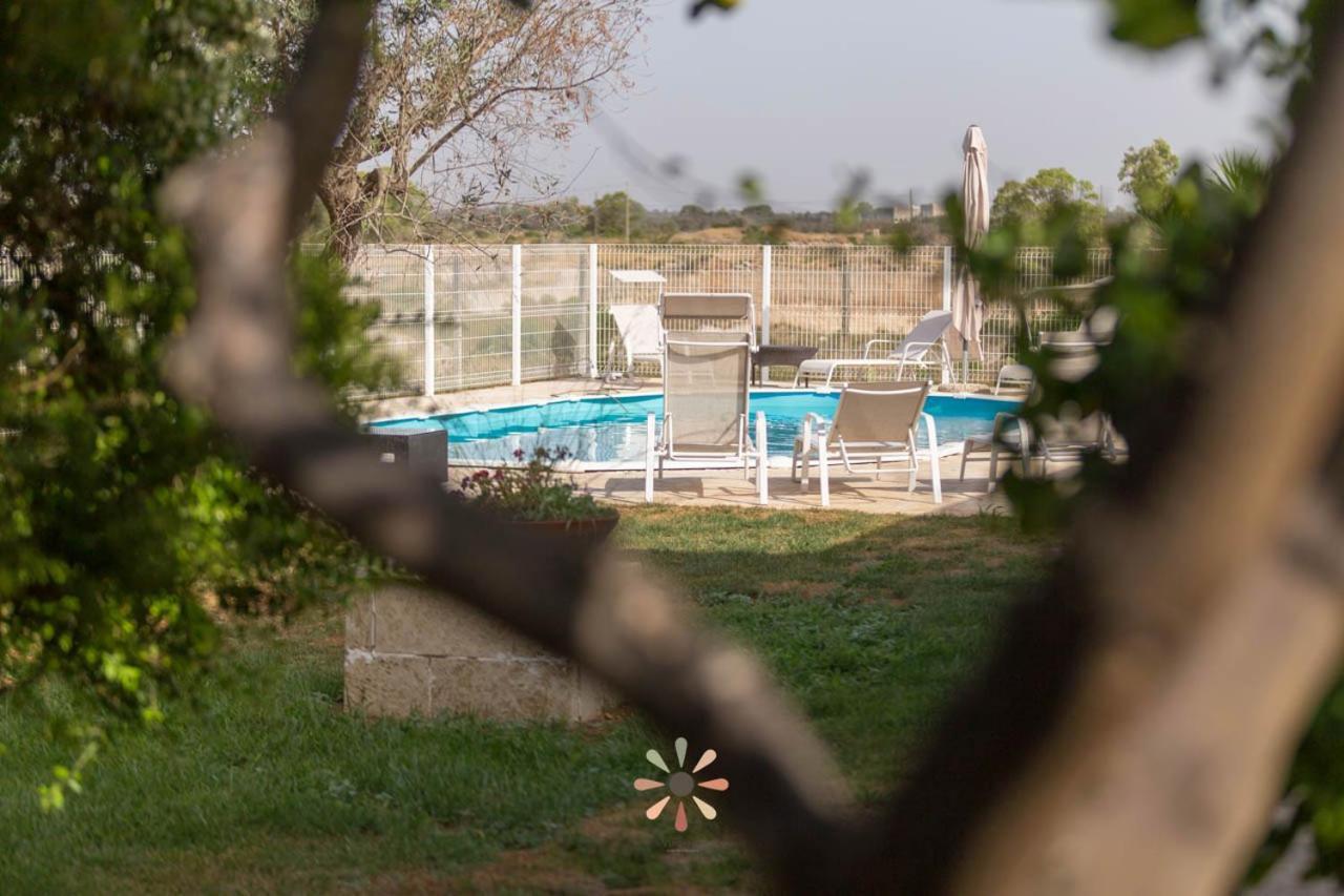 Agriturismo Tenuta Margherita Torre Lapillo Eksteriør bilde