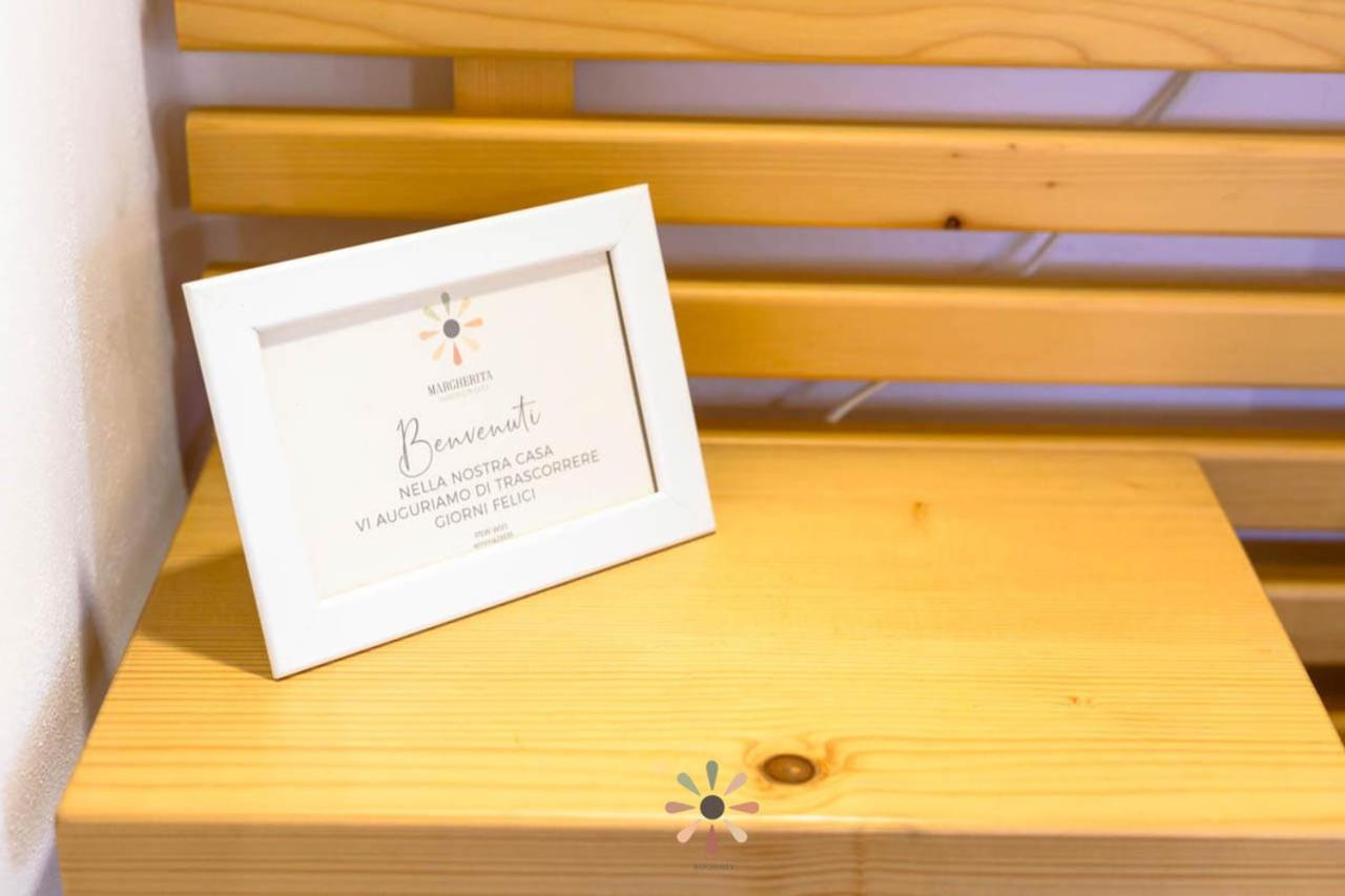 Agriturismo Tenuta Margherita Torre Lapillo Eksteriør bilde