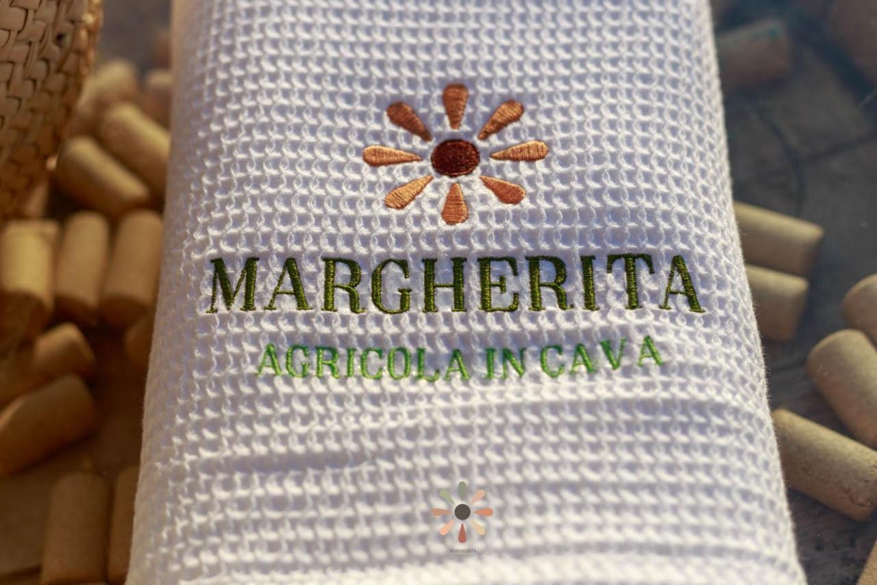 Agriturismo Tenuta Margherita Torre Lapillo Eksteriør bilde